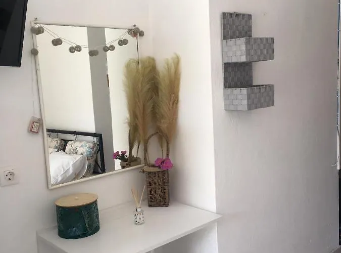 Layla' S Petite Apartment